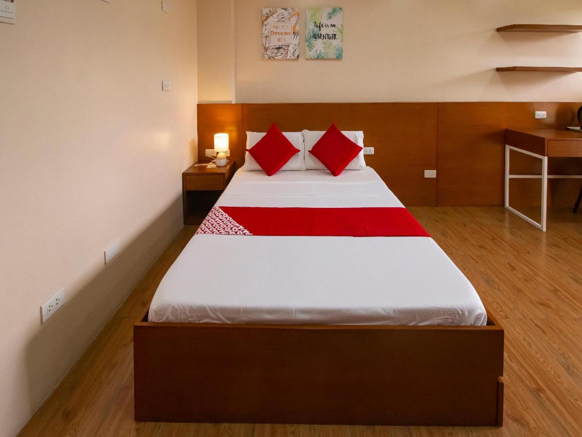 Super Oyo 832 The Teepee Place Hostel & Residence Inn Себу Экстерьер фото